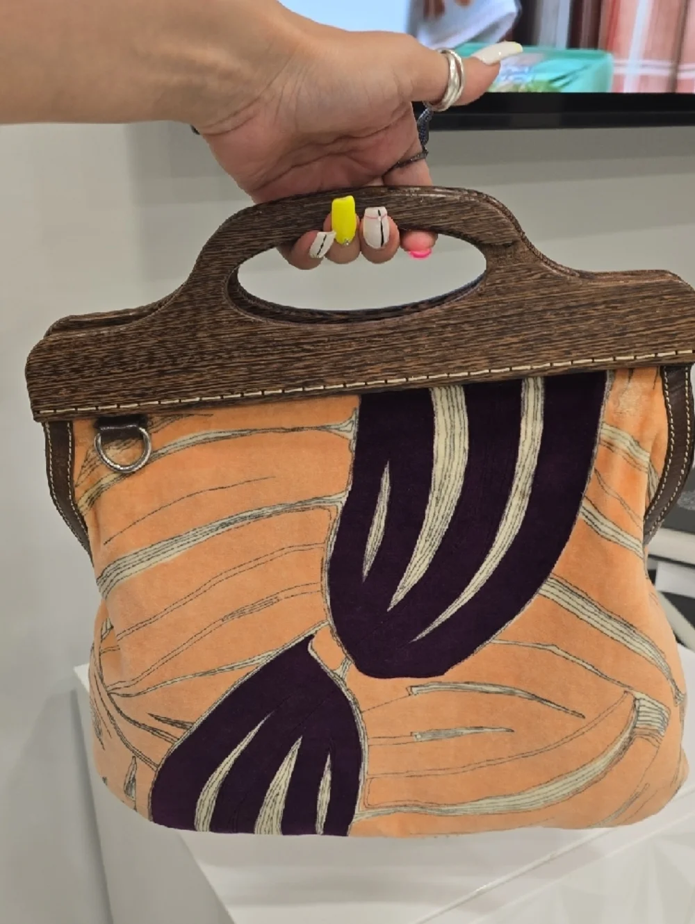 Miu Miu Rare 2023 Runway  Orange and Purple Velvet Tote with Wooden Handle - Picture 2 of 16